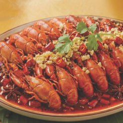 Alternative view of Halal Ready-to-Eat Mala Baby Lobster(Australian Red Claw Crayfish) 加热即食麻辣小龙虾 (750g)
